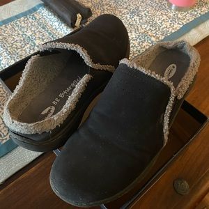 dr scholls Slippers. Outdoor quality mule. Durable.Worn mainly inside